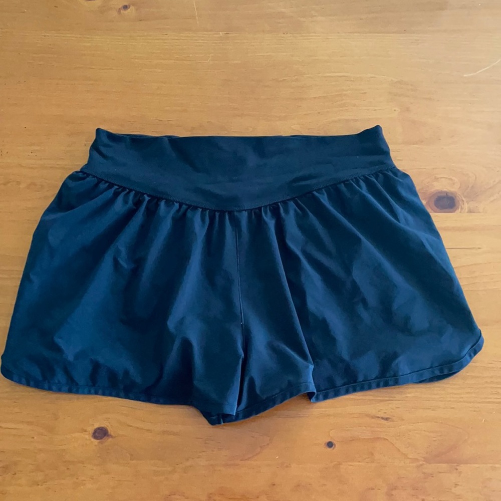 Aerie Offline black shorts!